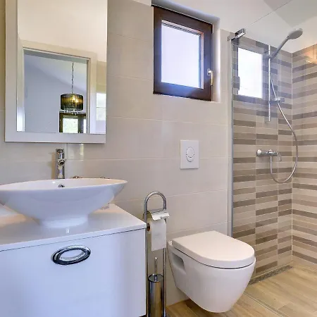 فيلة Modern In Marcana With Pool And Terrace